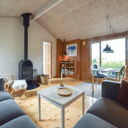 Feriehus Two-bedroom Holiday In